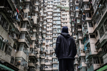Urban Explorer in Hong Kong, China, Travel and Population Density Concepts - obrazy, fototapety, plakaty