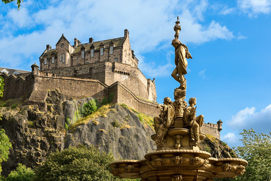 Edinburgh Castle and the Ross Fountain as seen from Princes Street Gardens