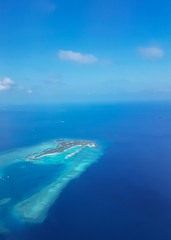 Anflug auf die Malediven mir Aussicht in den Horizont 
