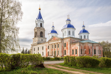 Fototapeta na wymiar Resurrection Cathedral, Kashin, Russia
