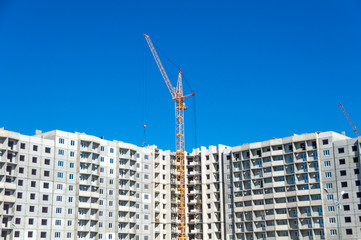 New flats and hoisting crane