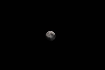 Vollmond in Wolken