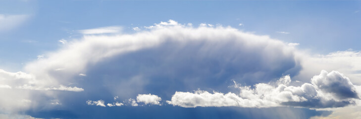 big cloud before a thunderstorm