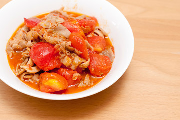 トマトと鶏肉の炒め物