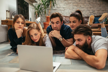 Fototapeta premium Making connections friend abroad