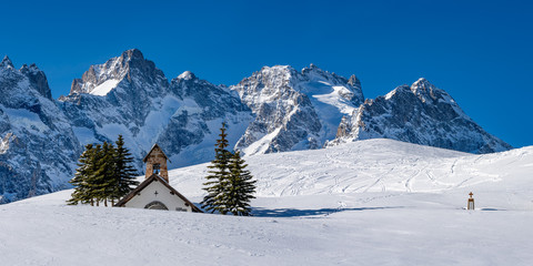 Col du Lautaret, Hautes-Alpes La Meije, Alps, France: Panoramic winter view on the Ecrins National...