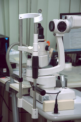 Офтальмологический аппарат