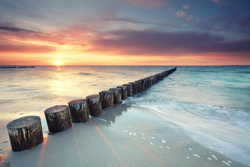 Abenddämmerung an der Küste
