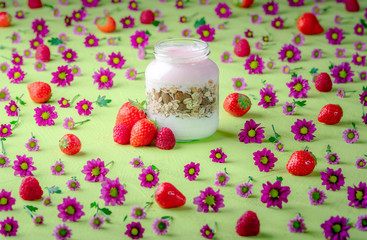 Strawberry yogurt with oatmeal and almonds