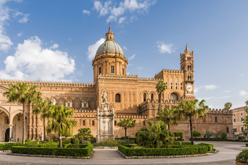 Fototapeta na wymiar Kathedrale von Palermo; Sizilien