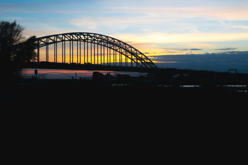 Fototapeta na wymiar the Iconic Waalbridge in Nijmegen
