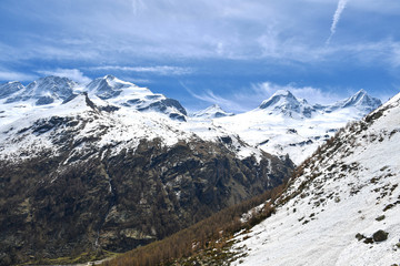 Panorama sul gruppo del Gran Paradiso, visto dalla Valsavaranche