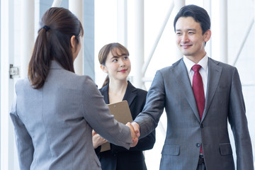 ビジネス　商談