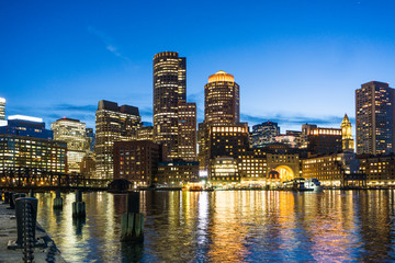 Fototapeta na wymiar Night Skyline Boston Harbor