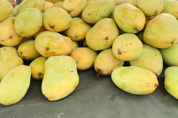 mango fruit at the street food