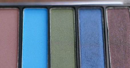 Eye shadow palette for make up