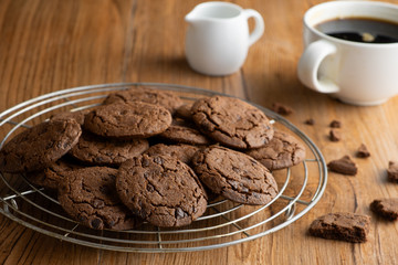 Fototapeta premium chocolate cookies with a cup of coffee