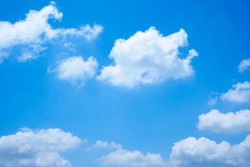 Beautiful sky and clouds floating On a nice day.