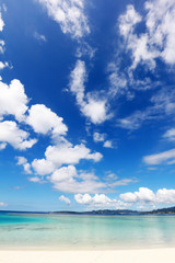Naklejka na ściany i meble 美しい沖縄のビーチと夏空