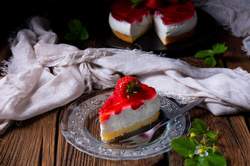 delicious strawberry cream cheese pie with biscuit base