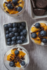 Low callorie dessert with mango and blueberry