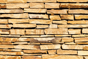 Masonry made of light natural stone
