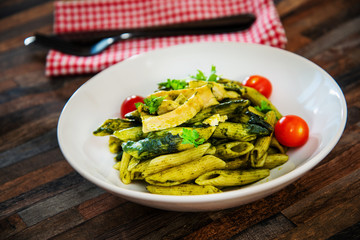 penne with chicken sauce Pesto