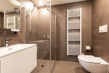 Modern bathroom with marble tiles