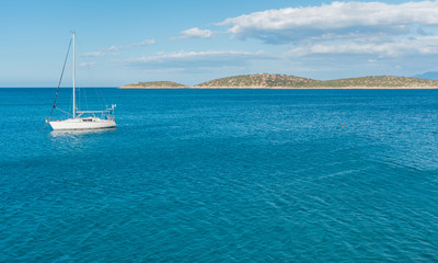 Obraz premium sea and boat, the island of Crete