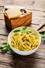 ligurian spaghetti with basil
