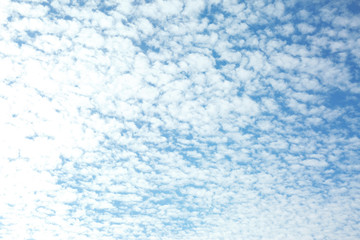 Obraz premium View of beautiful blue sky with white clouds