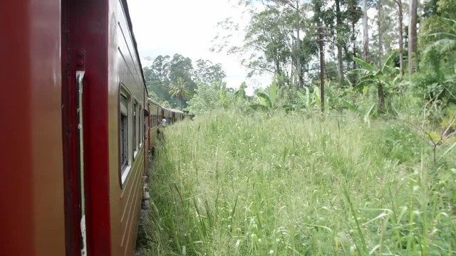 Train Ride Ella Sri Lanka