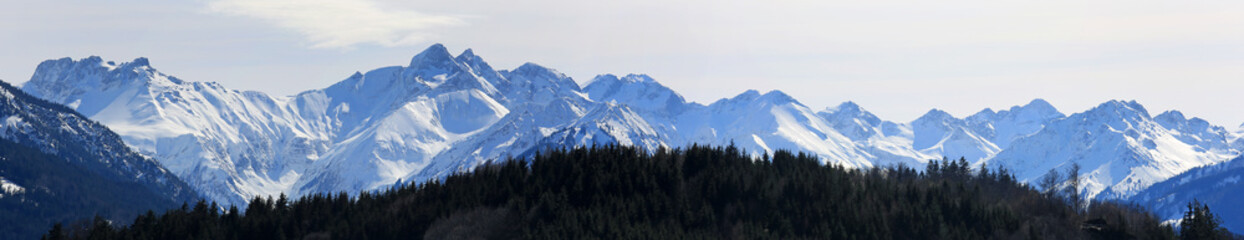 Allgäu - Bergkette - Alpen - Panorama - Schnee