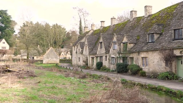 Footage of beautiful old houses in famous street in Bibury.