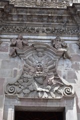 Fototapeta na wymiar Ornate building facade in Ecuador 