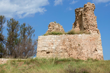 Antica torre sul mare