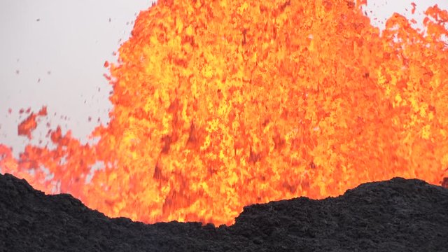 Kilauea Volcano Eruption 2018 - Raging Lava Fountain