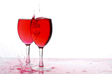 Red wine into the glass