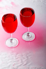 Red wine into the glass