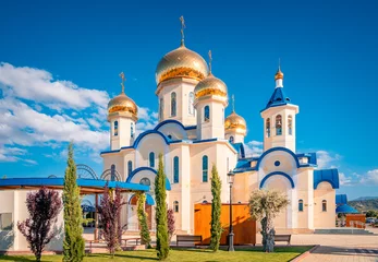 Gordijnen Russian style orthodox church dedicated to Saint Andrew at the village Episkopio of in Cyprus © Evgeni