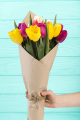Beautiful bouquet of flowers © Freepik