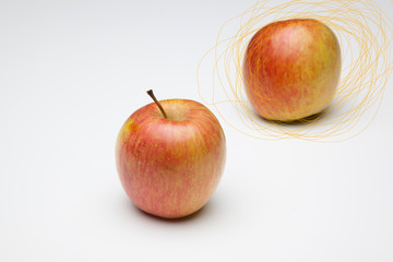 Fototapeta na wymiar Manzana sana y saludable con dibujos y símbolos, fórmulas y otras cosas