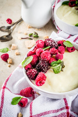 Semolina porridge with fresh berries