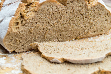 Brot mit schöner Kruste 