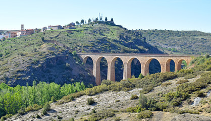 Fototapeta na wymiar Via Verde Ojos Negros, desde Teruel hasta Valencia