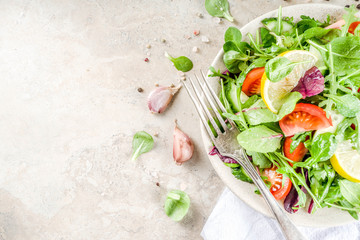 Spring mix salad with vegetables