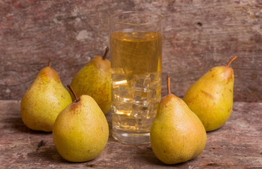 pear and juice