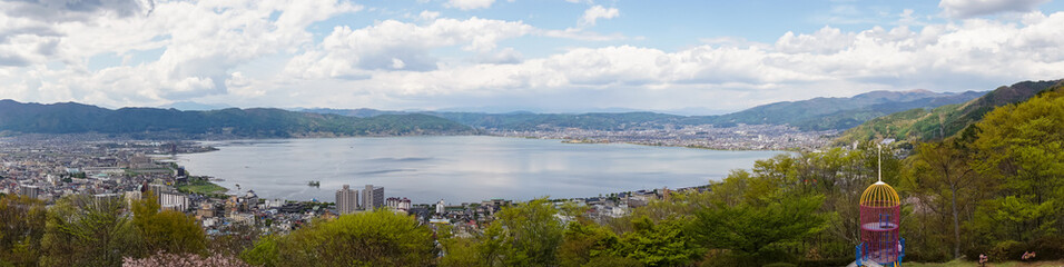 Fototapeta na wymiar 諏訪湖（長野県）