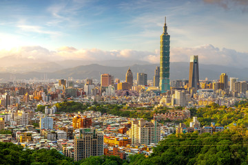 Fototapeta premium City of Taipei at sunset, Taiwan