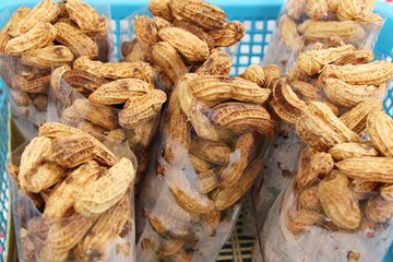 Boiled peanuts is delicious at street food